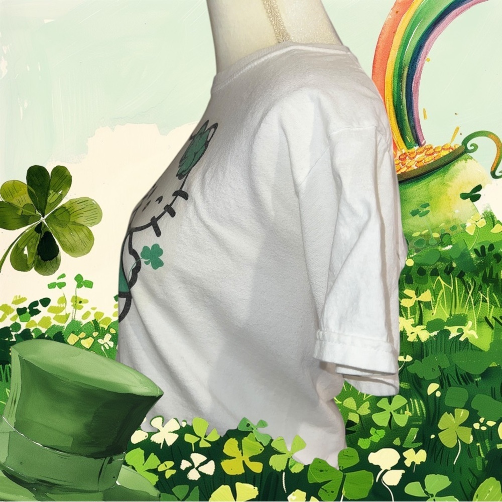 Hello Kitty Kids T-Shirt - perfect for St. Patrick’s Day! - Picture 3 of 10